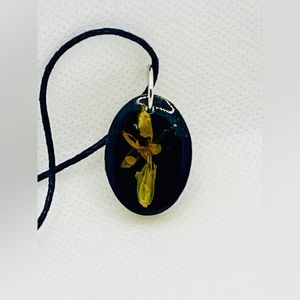 Handmade Preserved yellow flower gold black base necklace